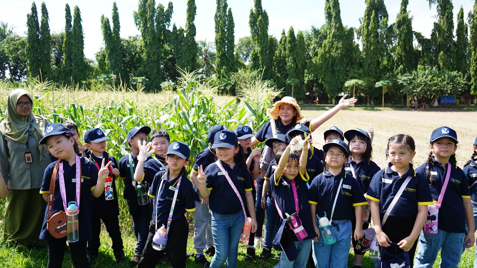 Field Trip Mendidik, Siswa SD Dian Harapan Makassar Menggali Dunia Pertanian di Batangkaluku