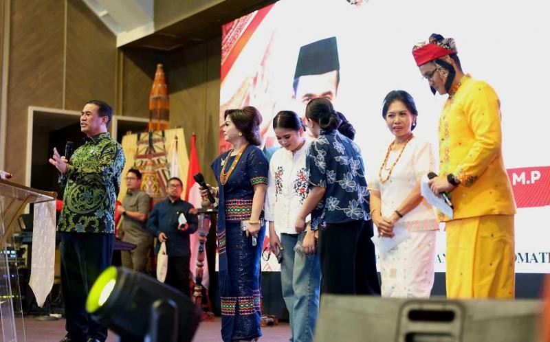Mentan Amran Ajak Warga Toraja Sulsel Kembangkan Komoditas Unggulan Daerah